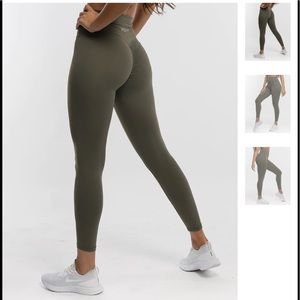 NWT ECHT Scrunch Dusty Olive